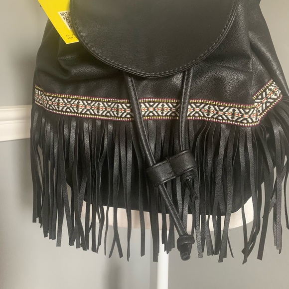 NWT fringe Black Backpack Leather Adjustable New - Picture 2 of 6